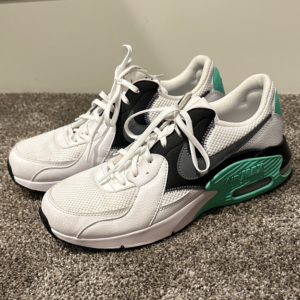 Nike Women's White Black Mint Green Air Max Sneakers